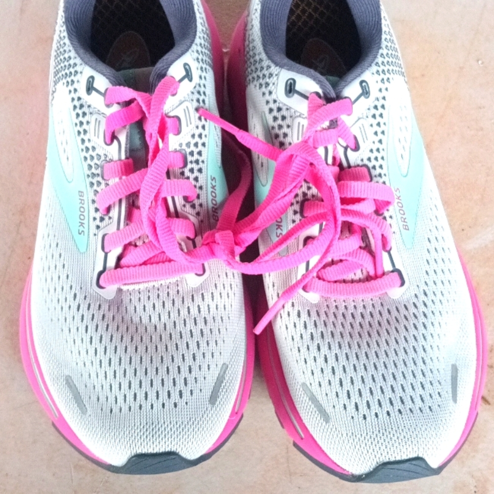 Brooks shoes